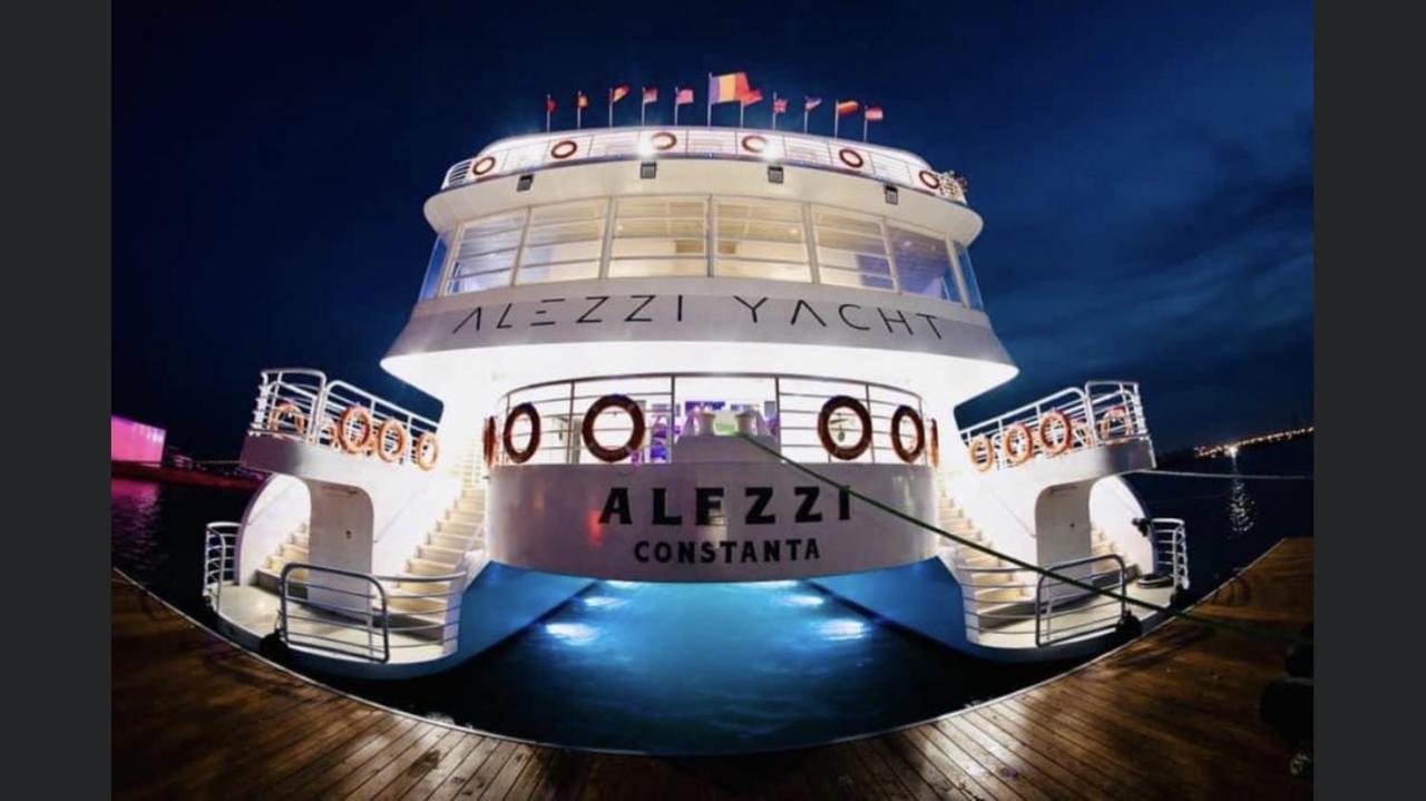 Apartament Rebeca Lux By Alezzi Beach Resort ナボダリ エクステリア 写真